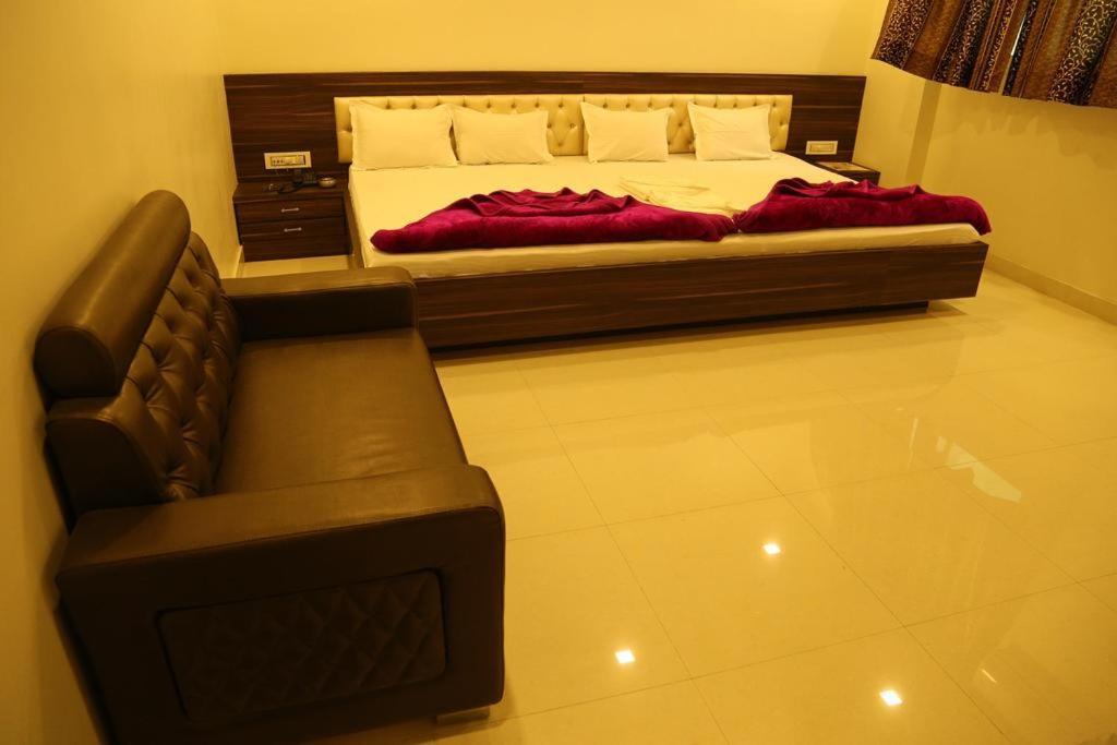 Kingsway Hotel And Restaurant Ajmer Dargah 350 Meter Kültér fotó
