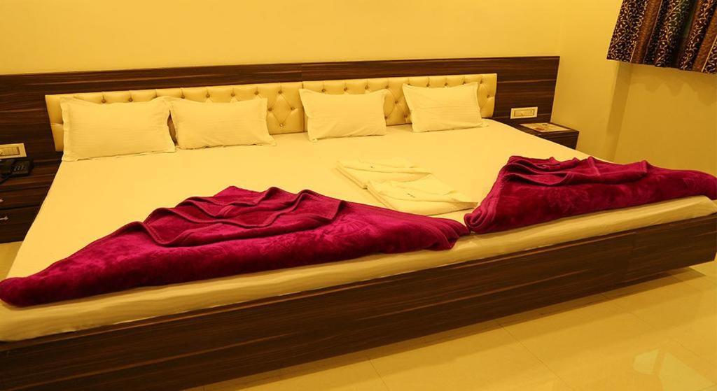 Kingsway Hotel And Restaurant Ajmer Dargah 350 Meter Kültér fotó