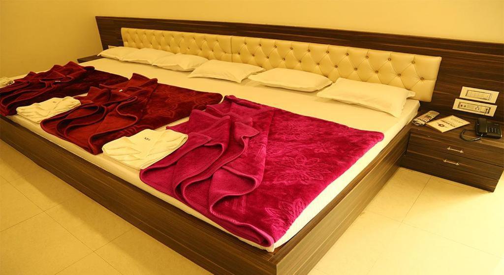 Kingsway Hotel And Restaurant Ajmer Dargah 350 Meter Kültér fotó